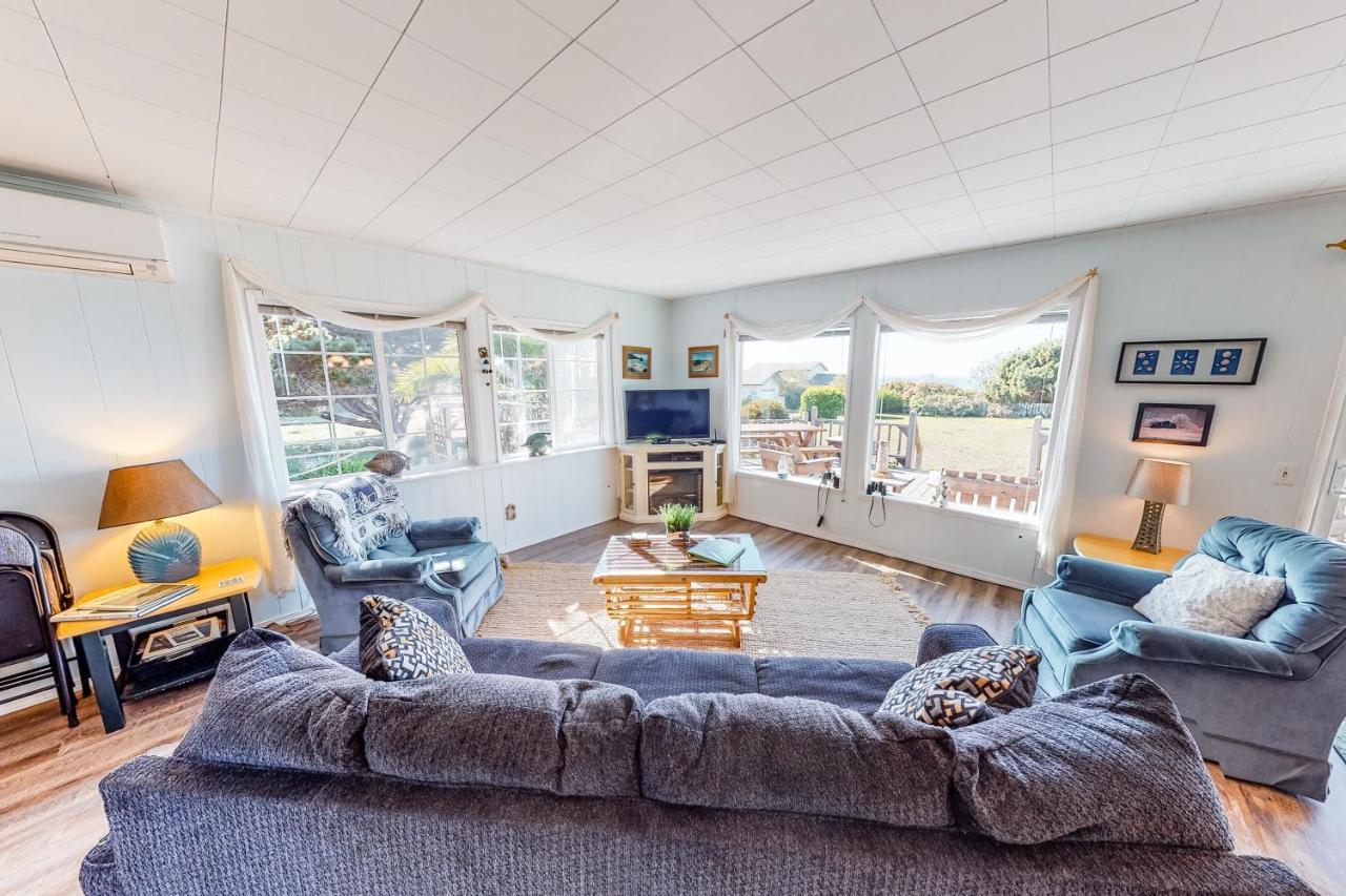 Sea Dreamer Cottage Smith River Extérieur photo